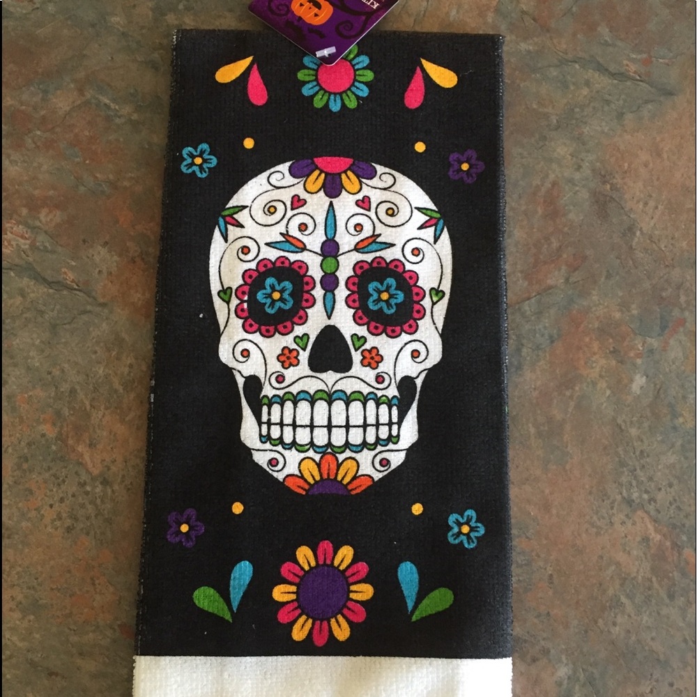 Day Of The Dead / Dia De Los Muertos  Towel